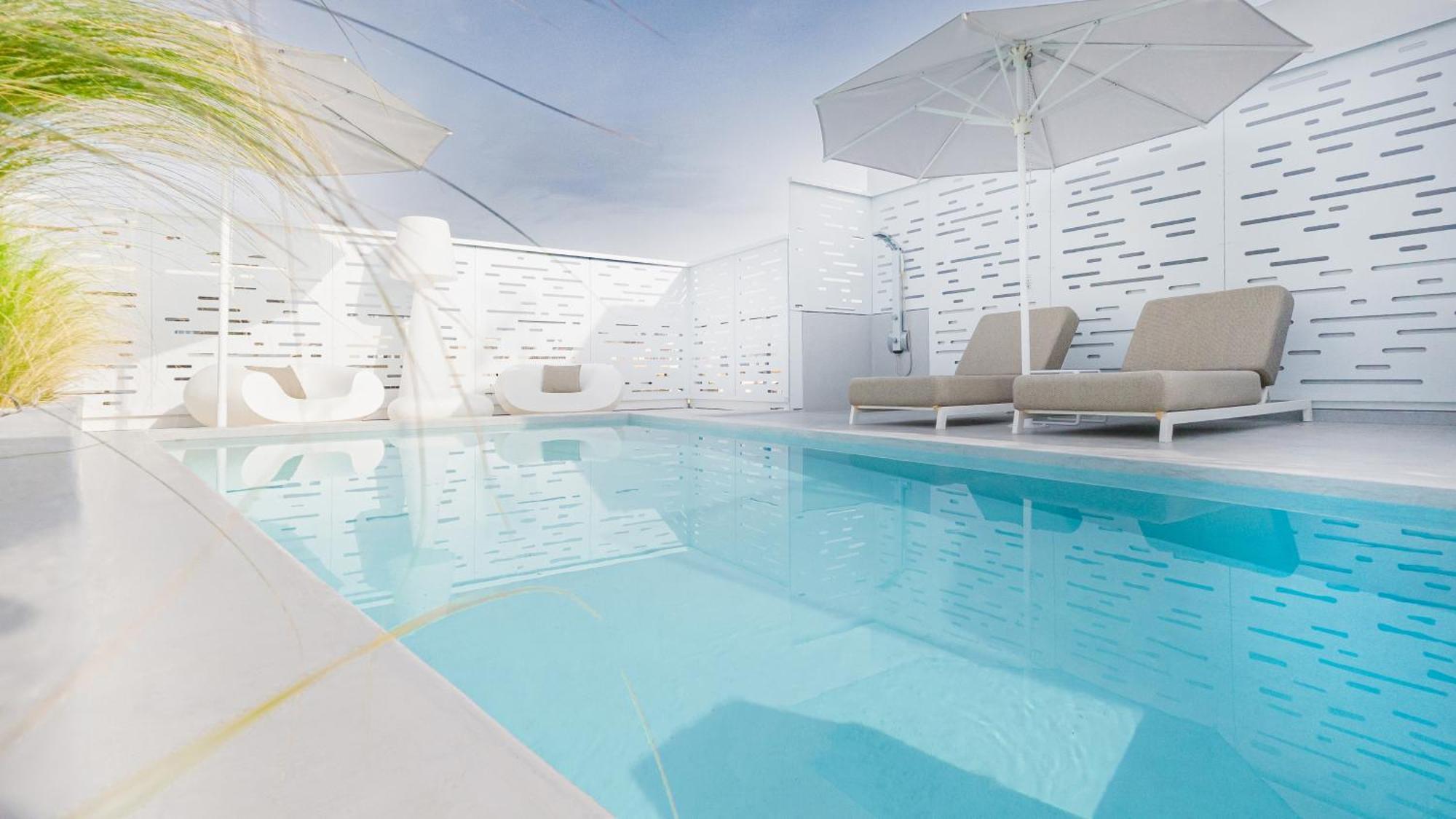 Ma Maison No5 Penthouse Loft, Private Heated Pool, Acropolis View, Ultra High Speed Internet 300 Mbps, Short Walk To Acropolis, Parking Upon Request, 1' From Metro Appartamento